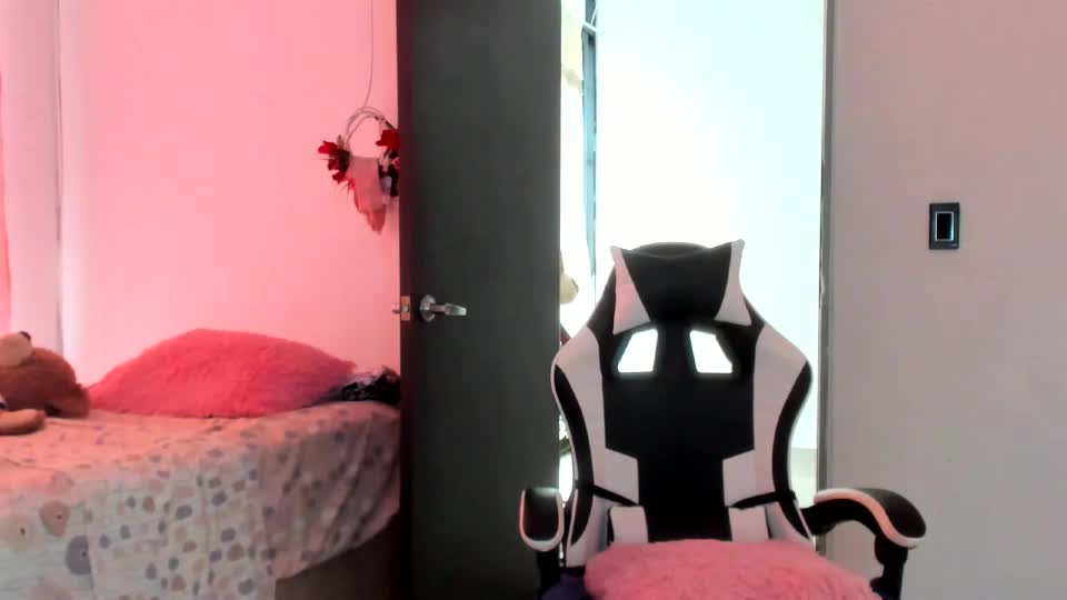 laracat18 Webcam Chat September 14, 2026