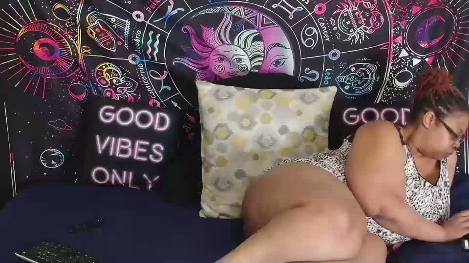 renaecumsalot Webcam Chat September 14, 2026
