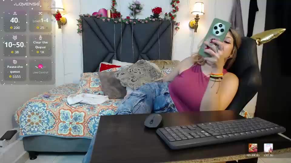 sanyaseraphine0 Webcam Chat September 14, 2026