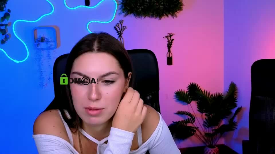 amalialowell Webcam Chat September 14, 2026