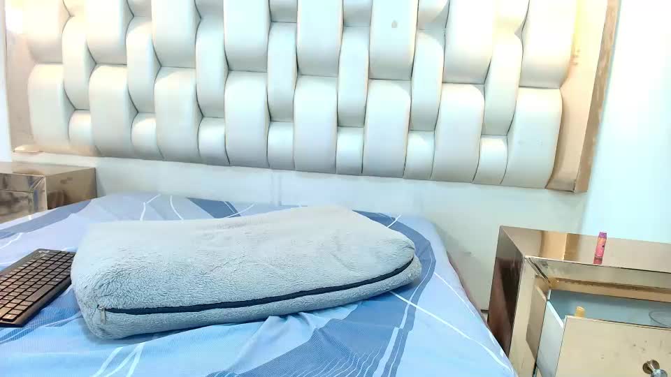 azulmaveric Webcam Chat September 14, 2026