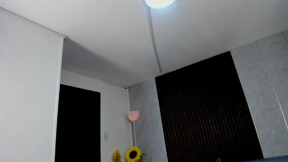 laura_marttin Webcam Chat September 14, 2026