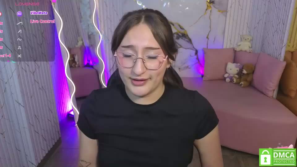 bunni_tay Webcam Chat September 14, 2026