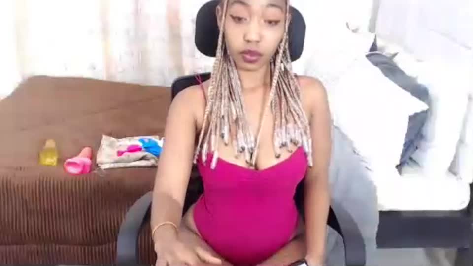 thee_habibah Webcam Chat September 14, 2026