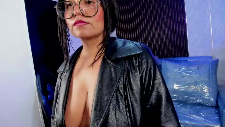 laura_marttin Webcam Chat September 14, 2026
