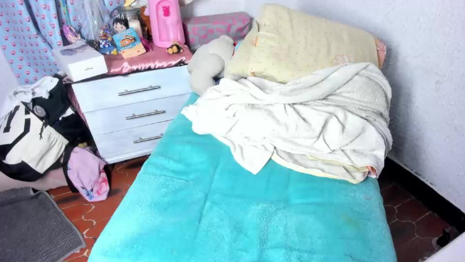 emilycollei Webcam Chat September 14, 2026