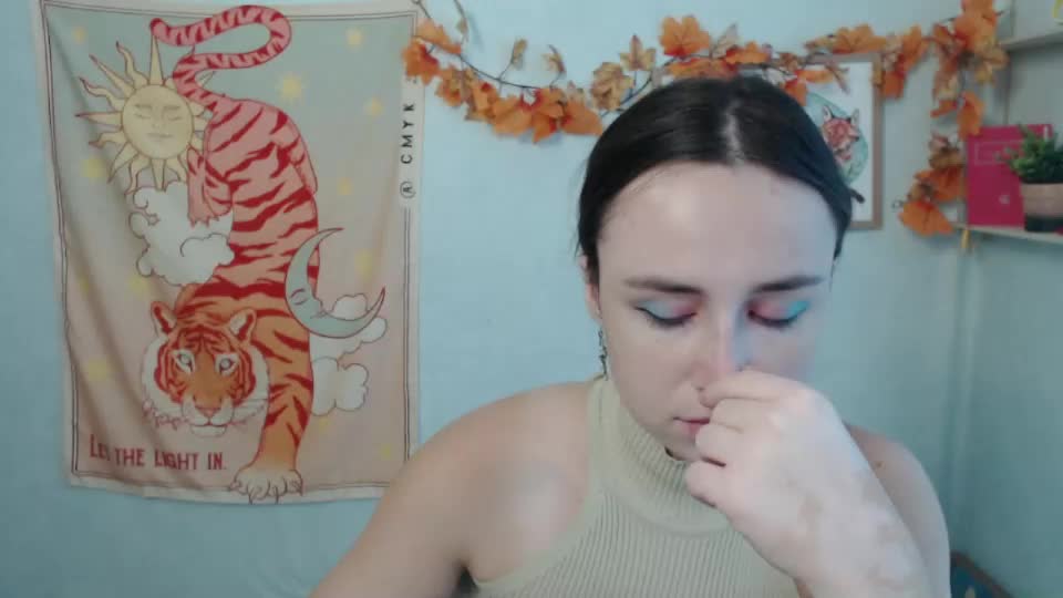veryveryvery_shy Webcam Chat September 14, 2026