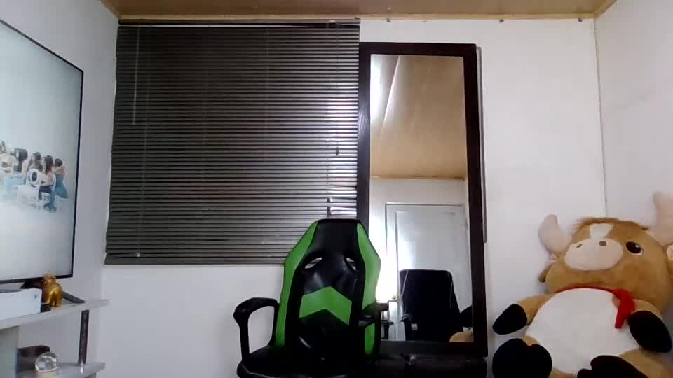 franccesco_699 Webcam Chat September 14, 2026