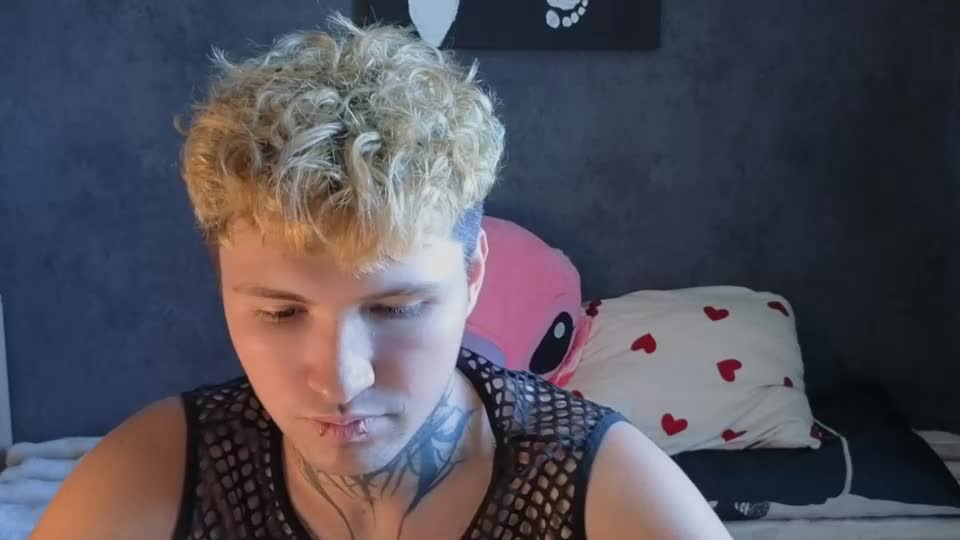 jonnydarkk Webcam Chat September 15, 2026