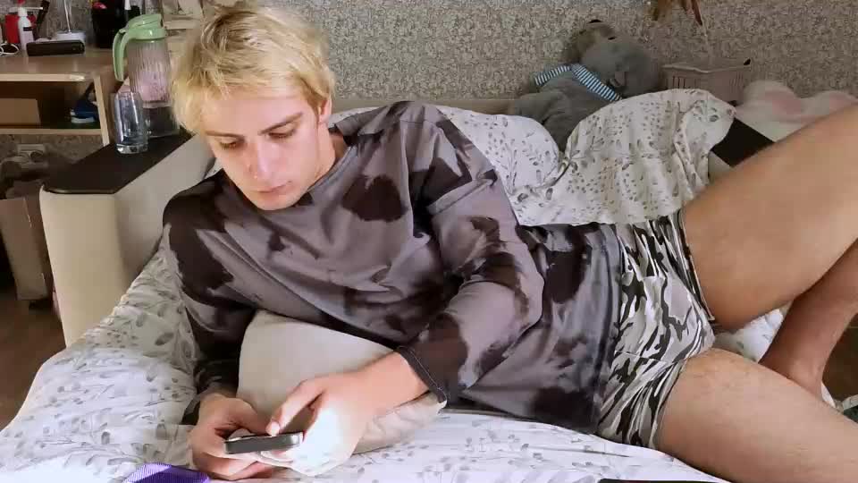 bloodyblondiee Webcam Chat September 15, 2026