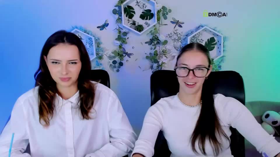 linda__luxe1 Webcam Chat September 15, 2026