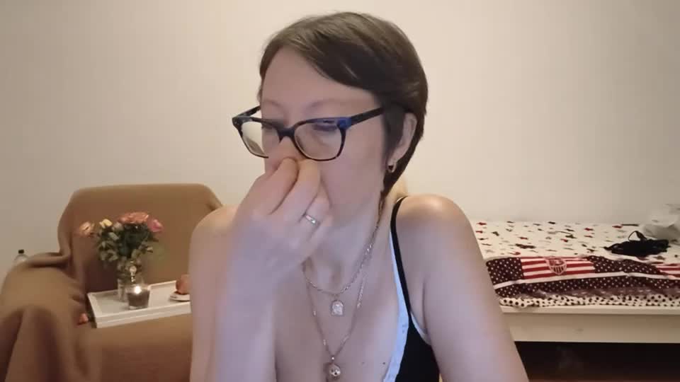 bellarose_2020 Webcam Chat September 15, 2026