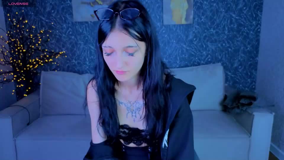 emily_carteri Webcam Chat September 15, 2026