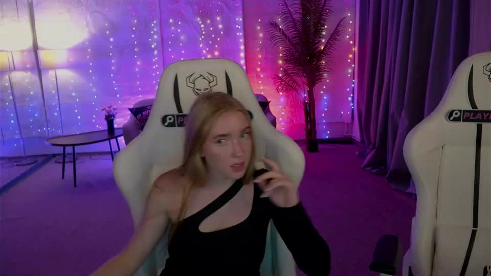 sweetdesiree_ Webcam Chat September 15, 2026