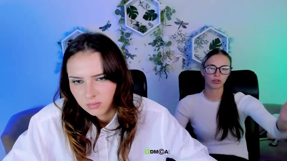 linda__luxe1 Webcam Chat September 15, 2026