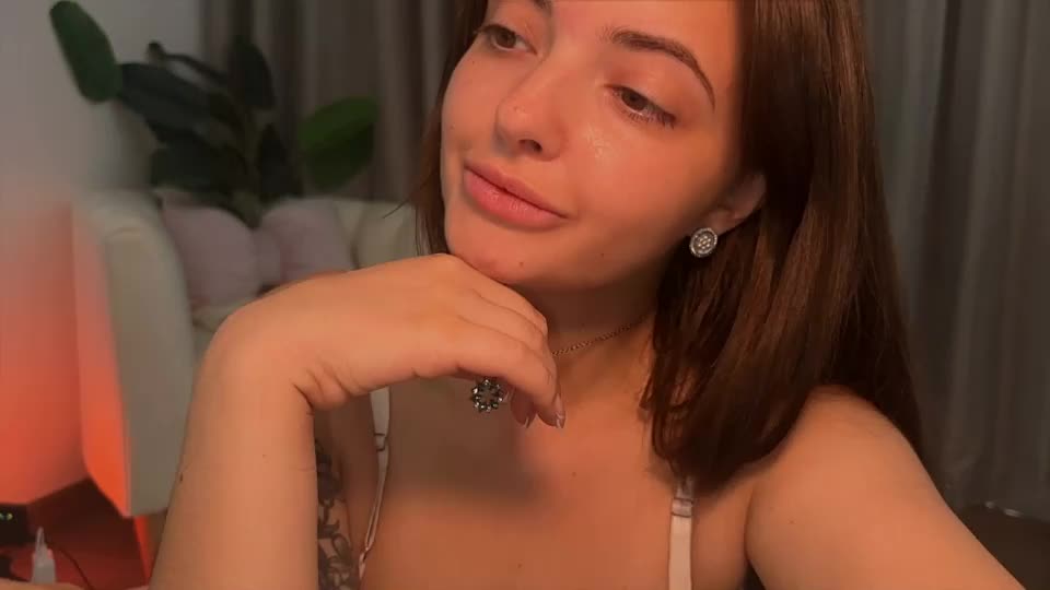 crystalnova_ Webcam Chat September 15, 2026