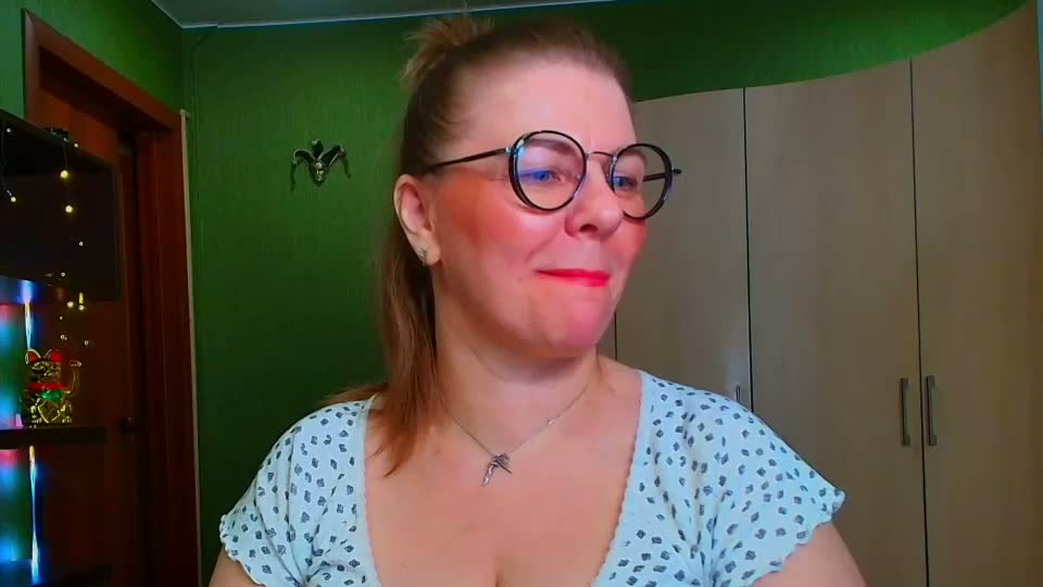 veronikawgold Webcam Chat September 15, 2026