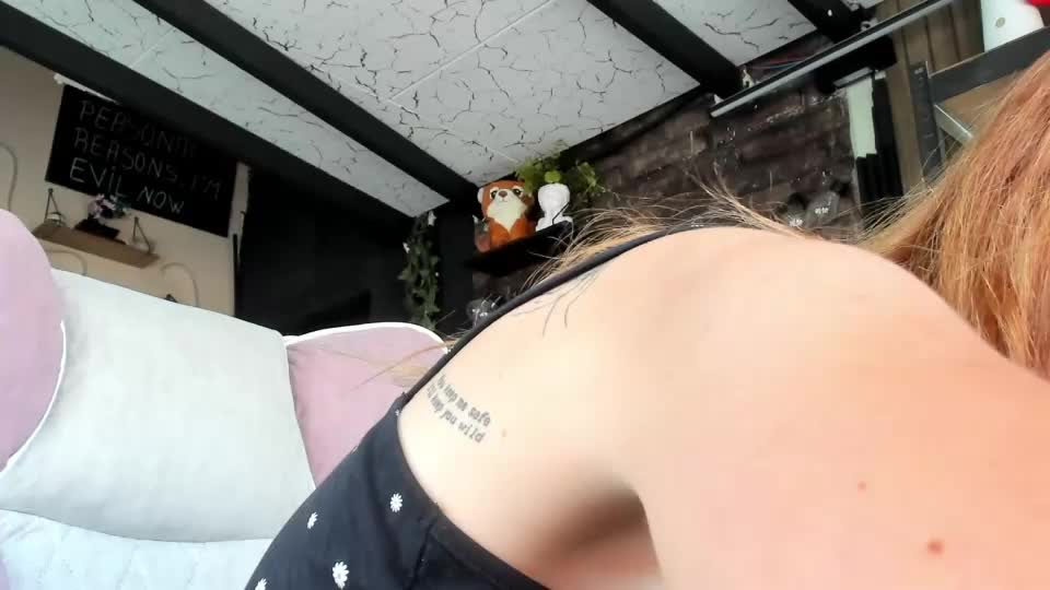 karoline121 Webcam Chat September 15, 2026