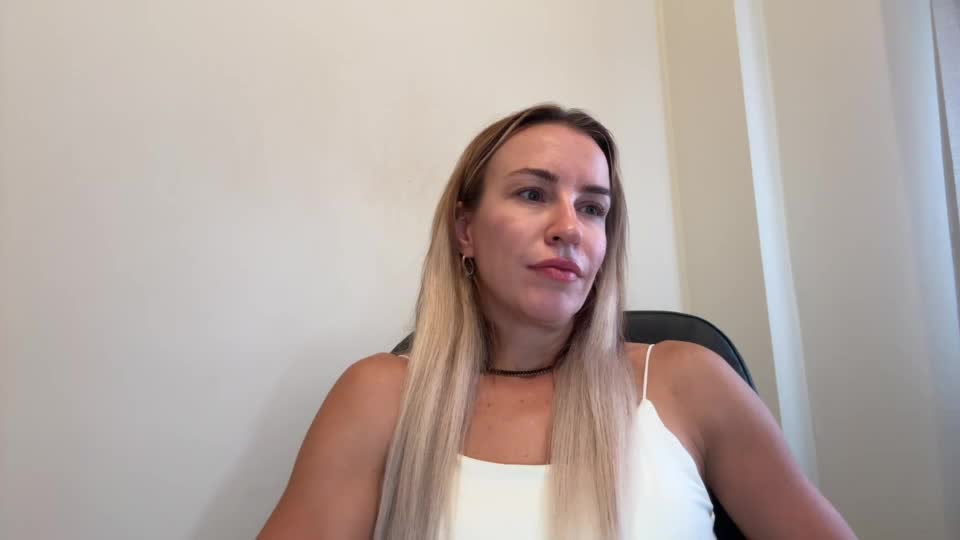 nyxelia_ Webcam Chat September 15, 2026