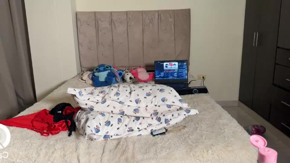 bombom_cherry Webcam Chat September 15, 2026