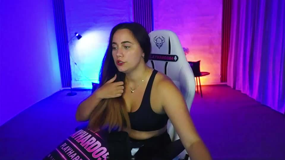viola_054 Webcam Chat September 15, 2026