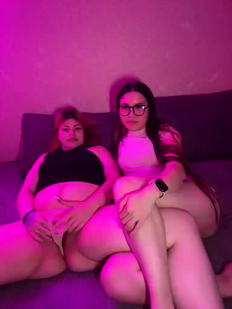 TheFoxAlissha Webcam Chat September 15, 2026