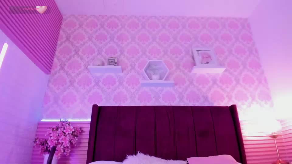madeleynrose Webcam Chat September 15, 2026
