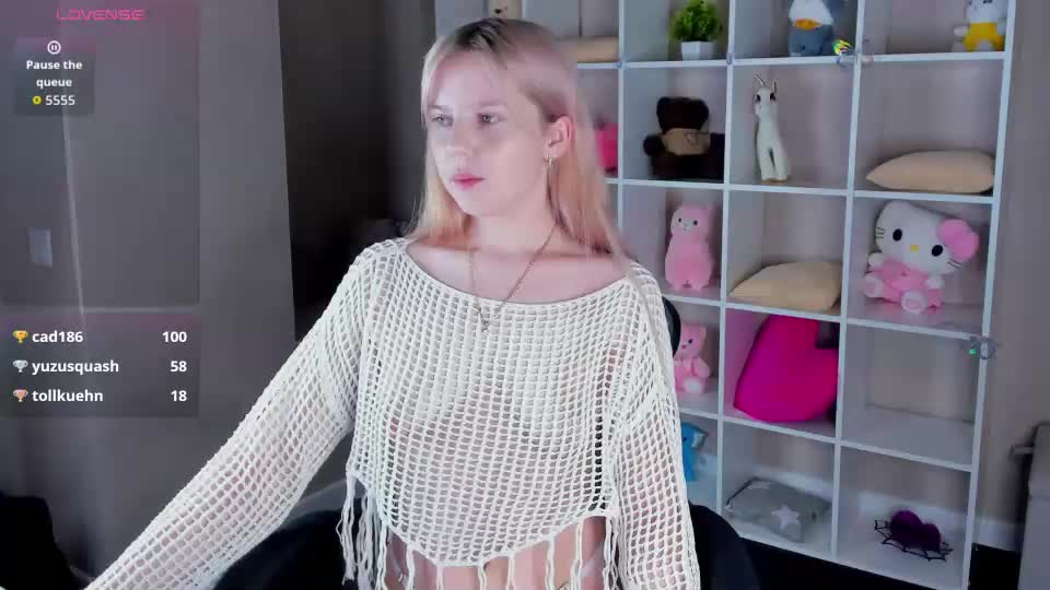 violeta_paul Webcam Chat September 15, 2026