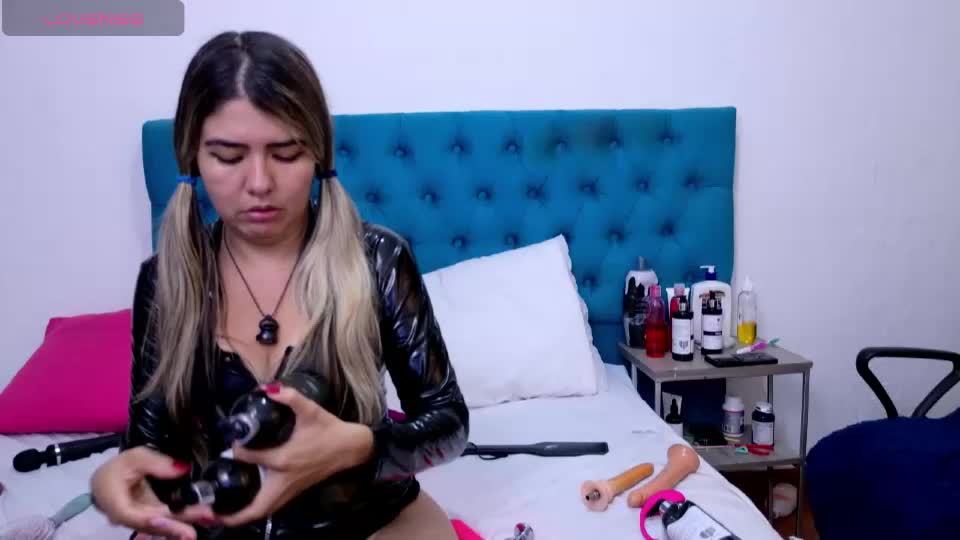 swetsofy Webcam Chat September 15, 2026