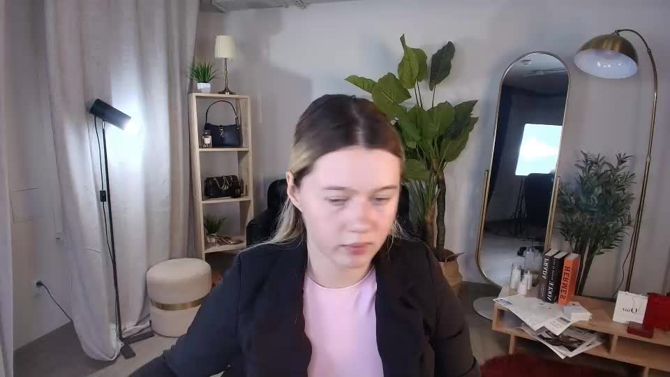 celestinemauriac Webcam Chat September 15, 2026