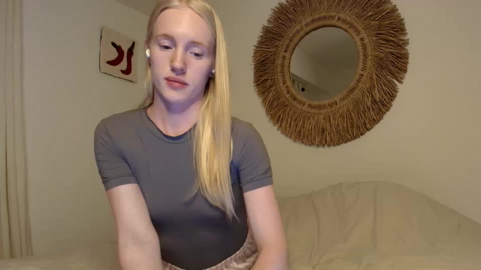 uriyani Webcam Chat September 15, 2026