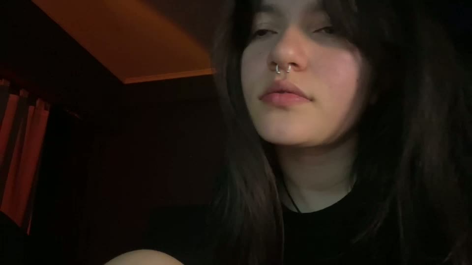 kikilove15 Webcam Chat September 16, 2026