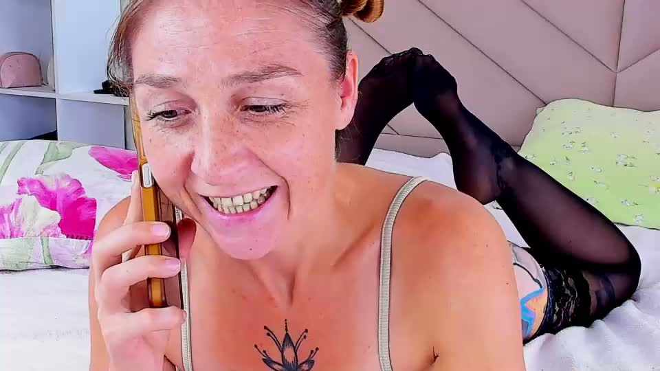 honey_rabbits Webcam Chat September 16, 2026