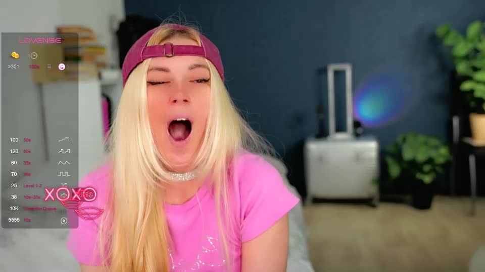 super_peach_stream Webcam Chat September 16, 2026