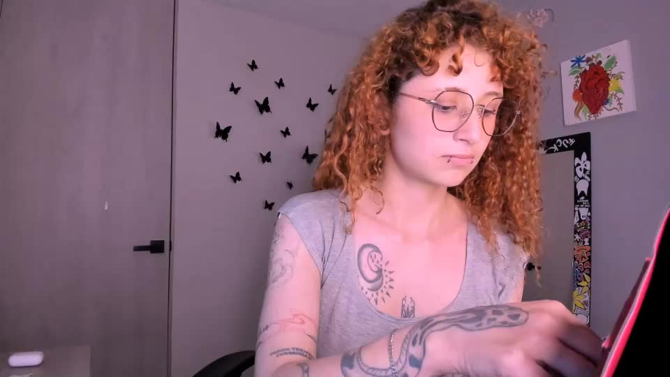 valent_27 Webcam Chat September 16, 2026