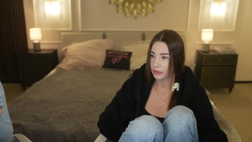 bright_diamonds_054 Webcam Chat September 16, 2026