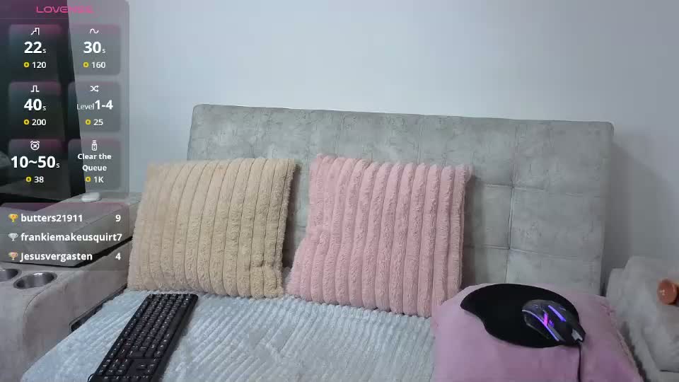 elodie222 Webcam Chat September 16, 2026