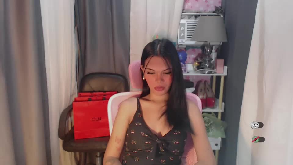 yourlovekylie Webcam Chat September 16, 2026