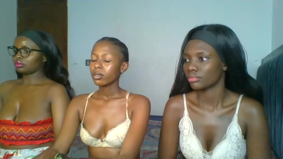 peach_ebonny Webcam Chat September 16, 2026