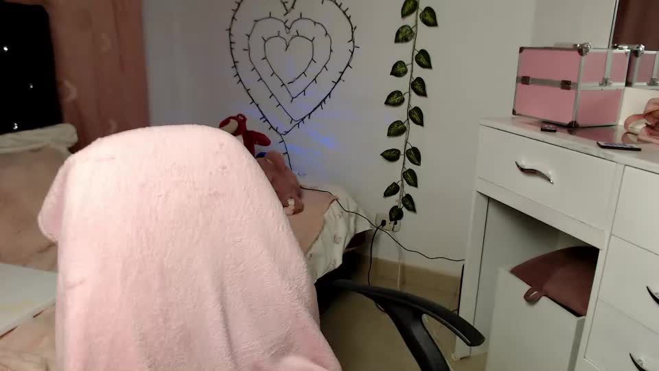 sweet_hannaah Webcam Chat September 17, 2026