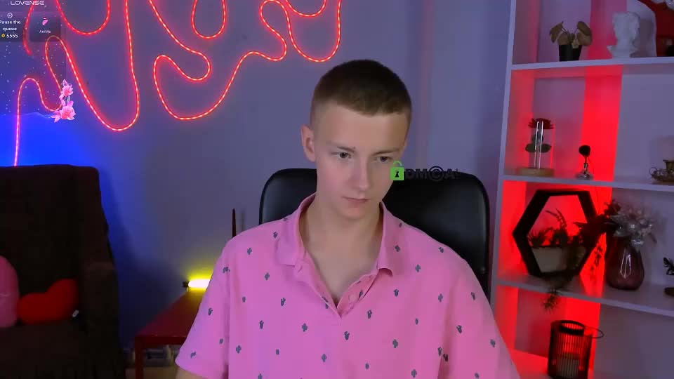 noah_nero Webcam Chat September 17, 2026
