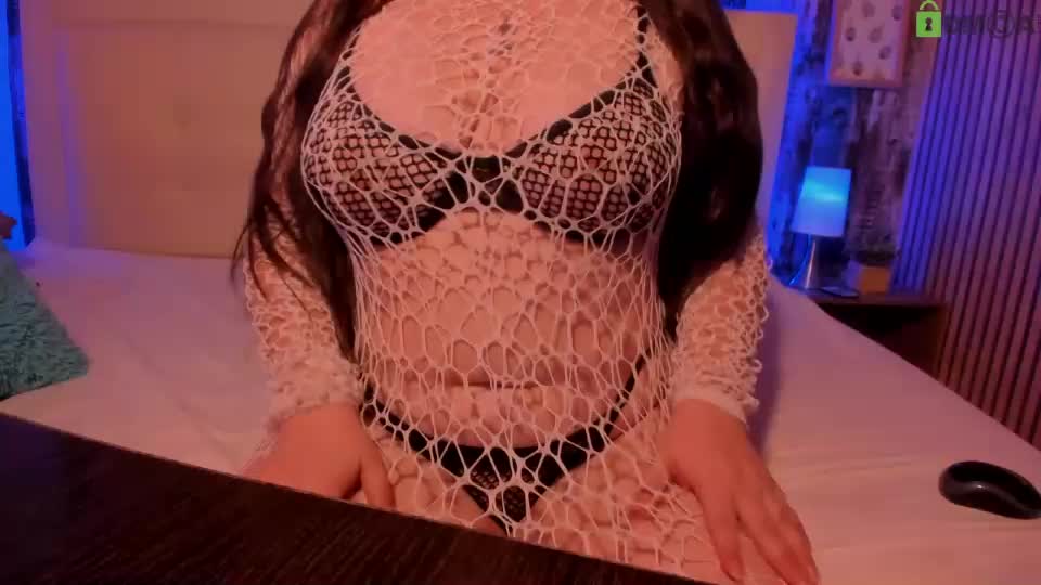 _oliviajoness Webcam Chat September 17, 2026