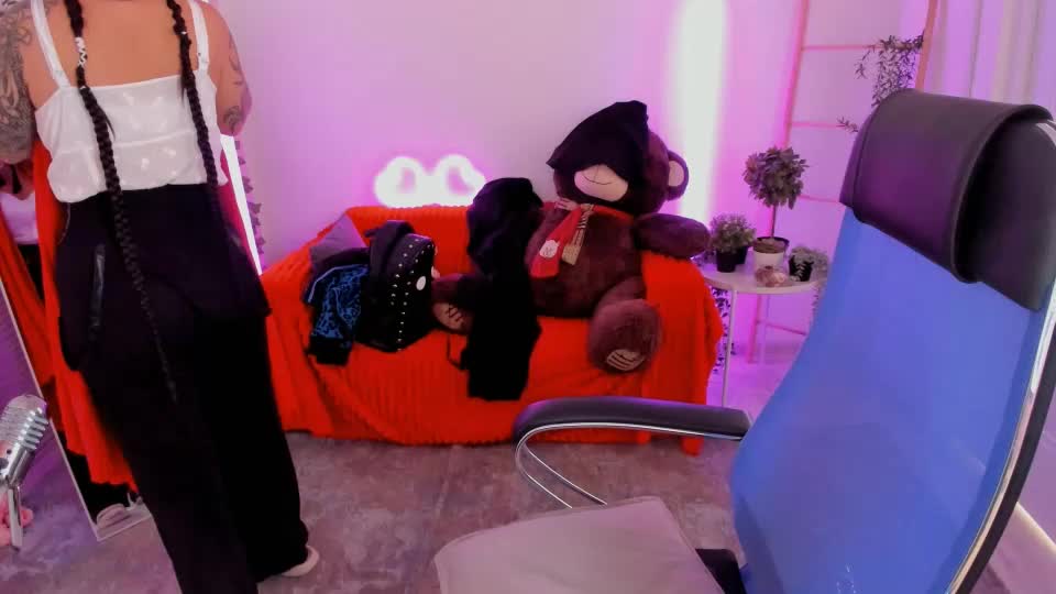 neogeisha28 Webcam Chat September 17, 2026