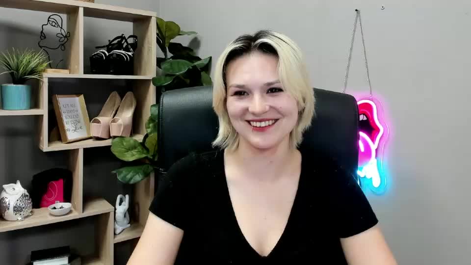 lilysweetxo Webcam Chat September 17, 2026