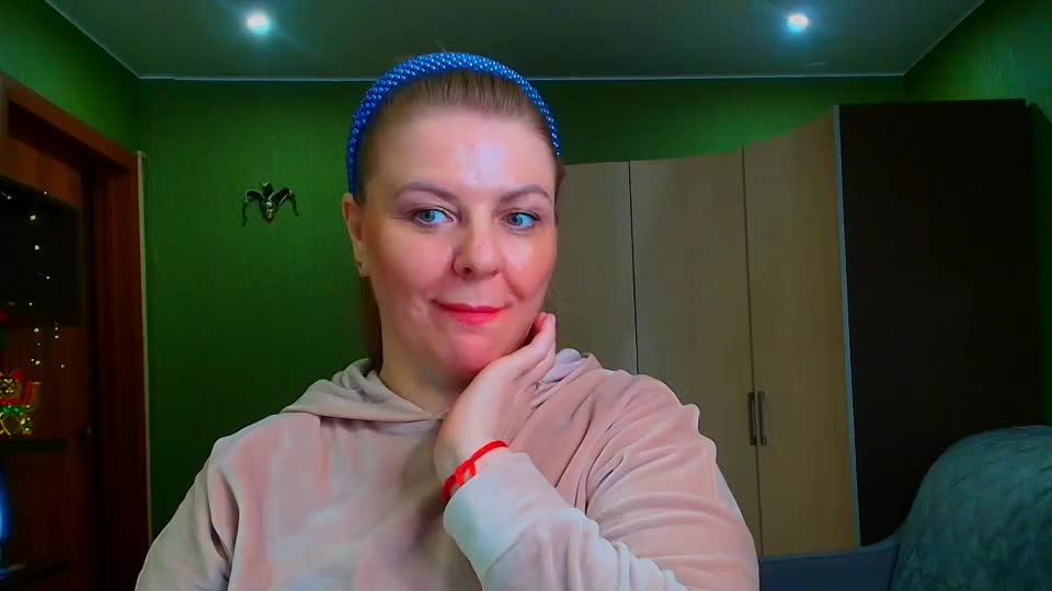 veronikawgold Webcam Chat September 17, 2026
