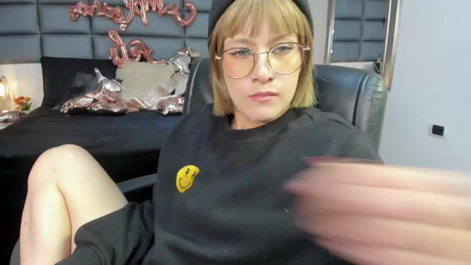mrs_regina_clk Webcam Chat September 17, 2026