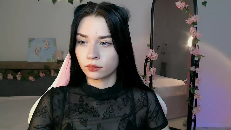tina_charm Webcam Chat September 17, 2026