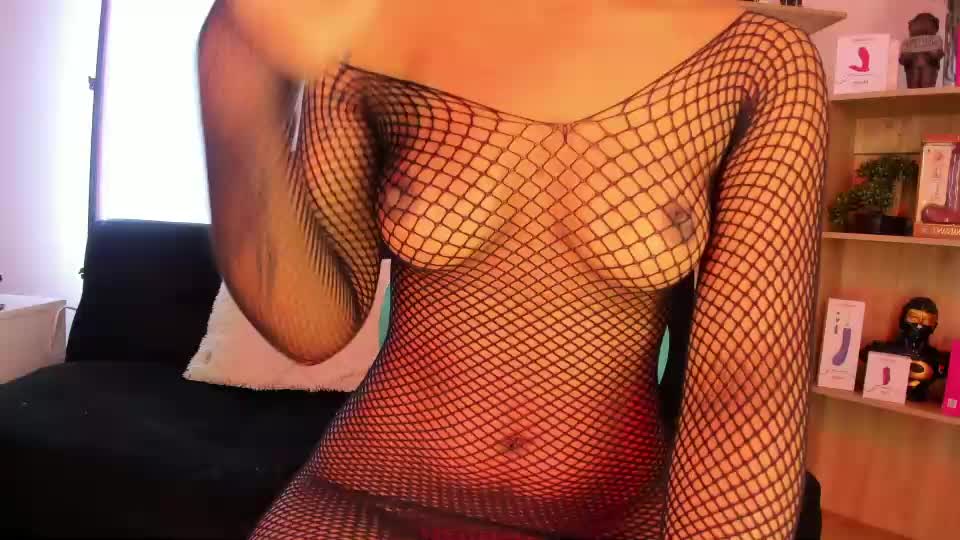 tylla__ Webcam Chat September 17, 2026