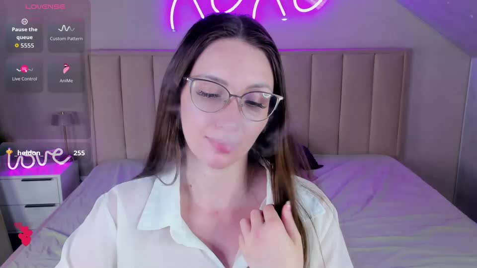 alexa_carte Webcam Chat September 17, 2026