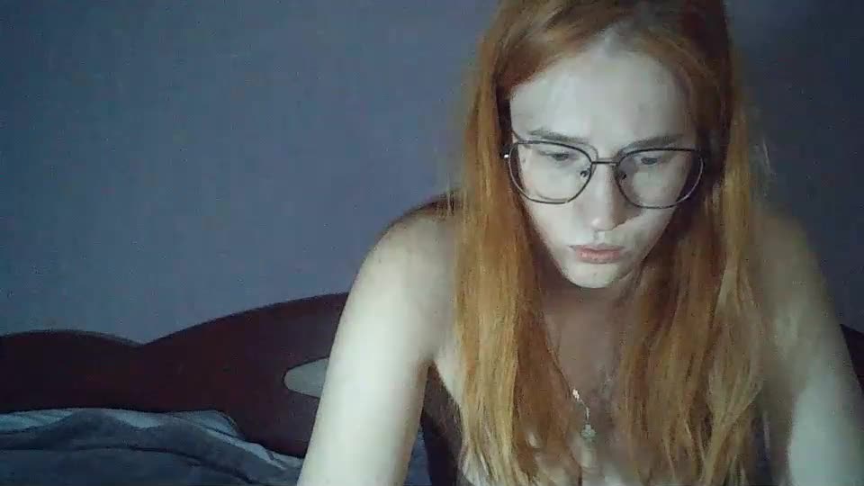 eveliina_shy Webcam Chat September 18, 2026